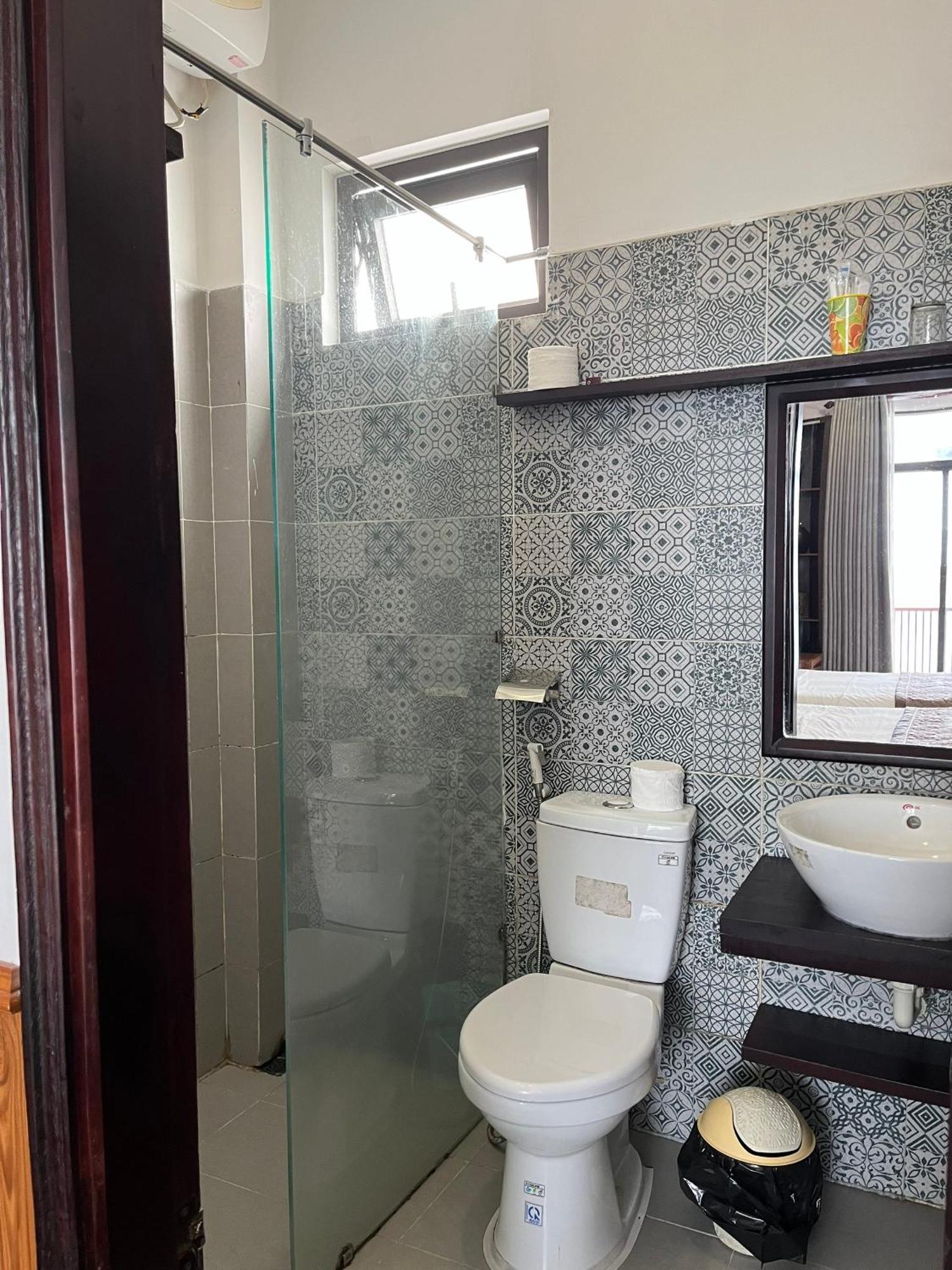 Kha Hostel Хуе Екстериор снимка